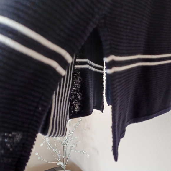 Exclusively Misook cardigan - Picture 4 of 4